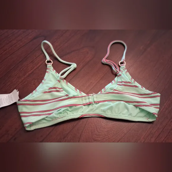 BNWT Aerie Scoop Bikini Top - Picture 3 of 5